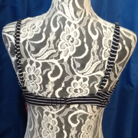 Xhilaration Black with White dots Bikini Top - Picture 4 of 5